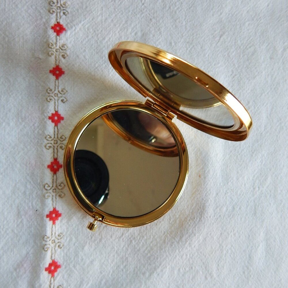 Rhinestone "M" Mirrored Travel Compact - Picture 2 of 4
